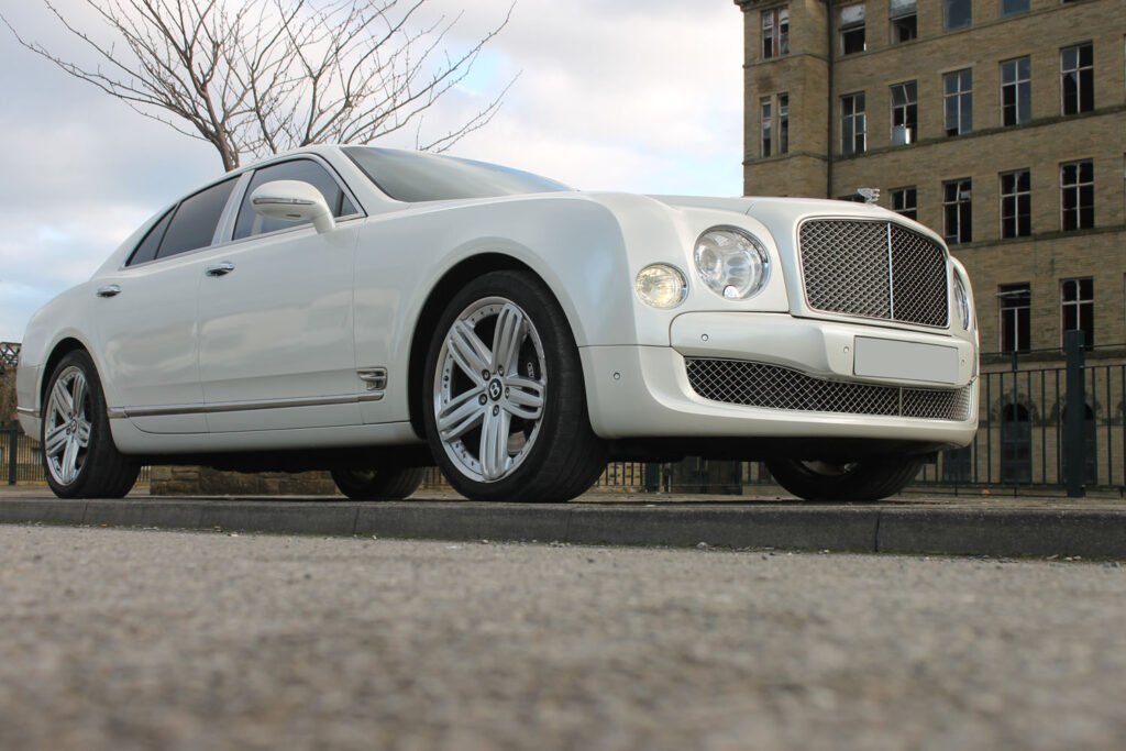 HIRE BENTLEY MULSANNE LIMO