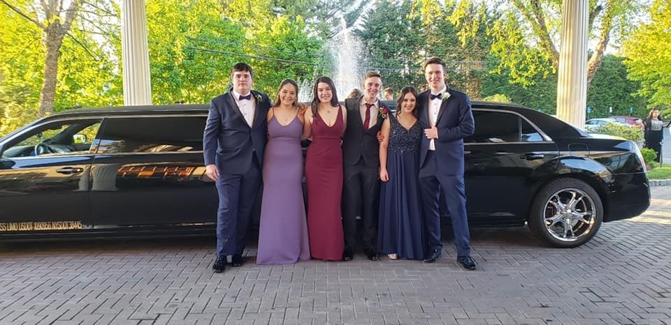 BRIGHTON-LIMO-HIRE-PROM